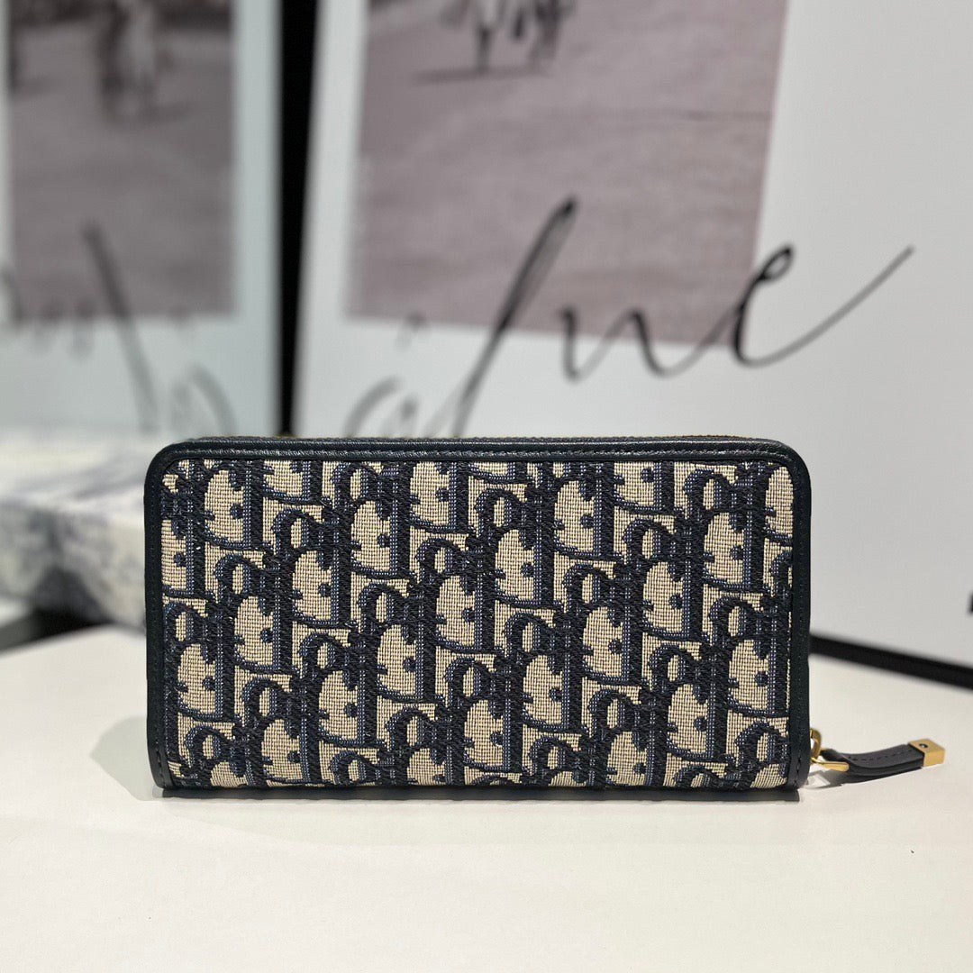 Dior Wallet