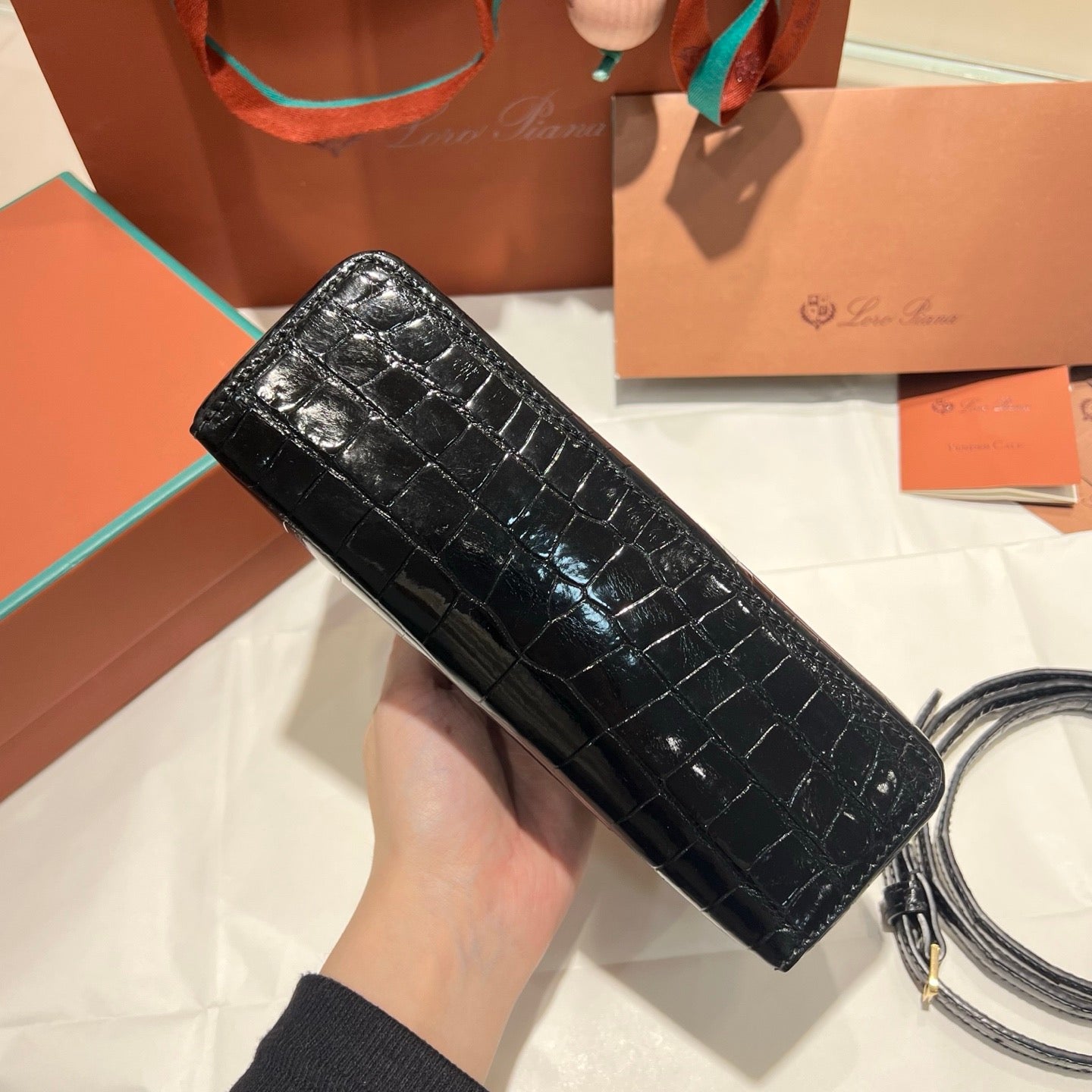 LP Extra Pocket L19 Handbag