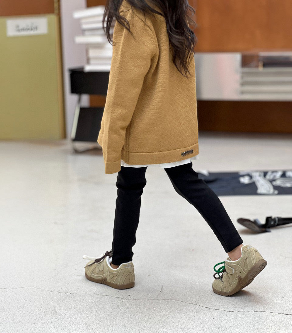 CH Sweater/Long Pant Set