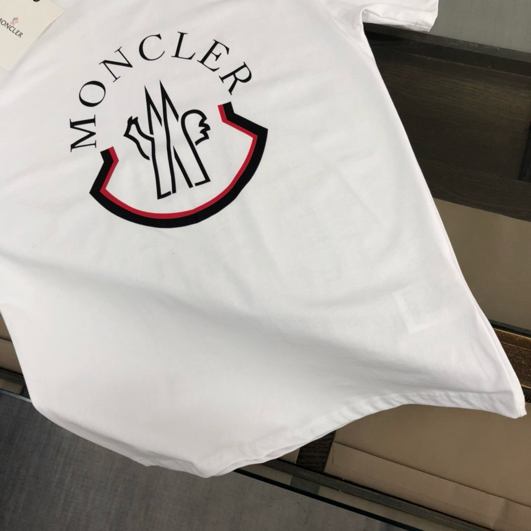 Moncler T-shirt