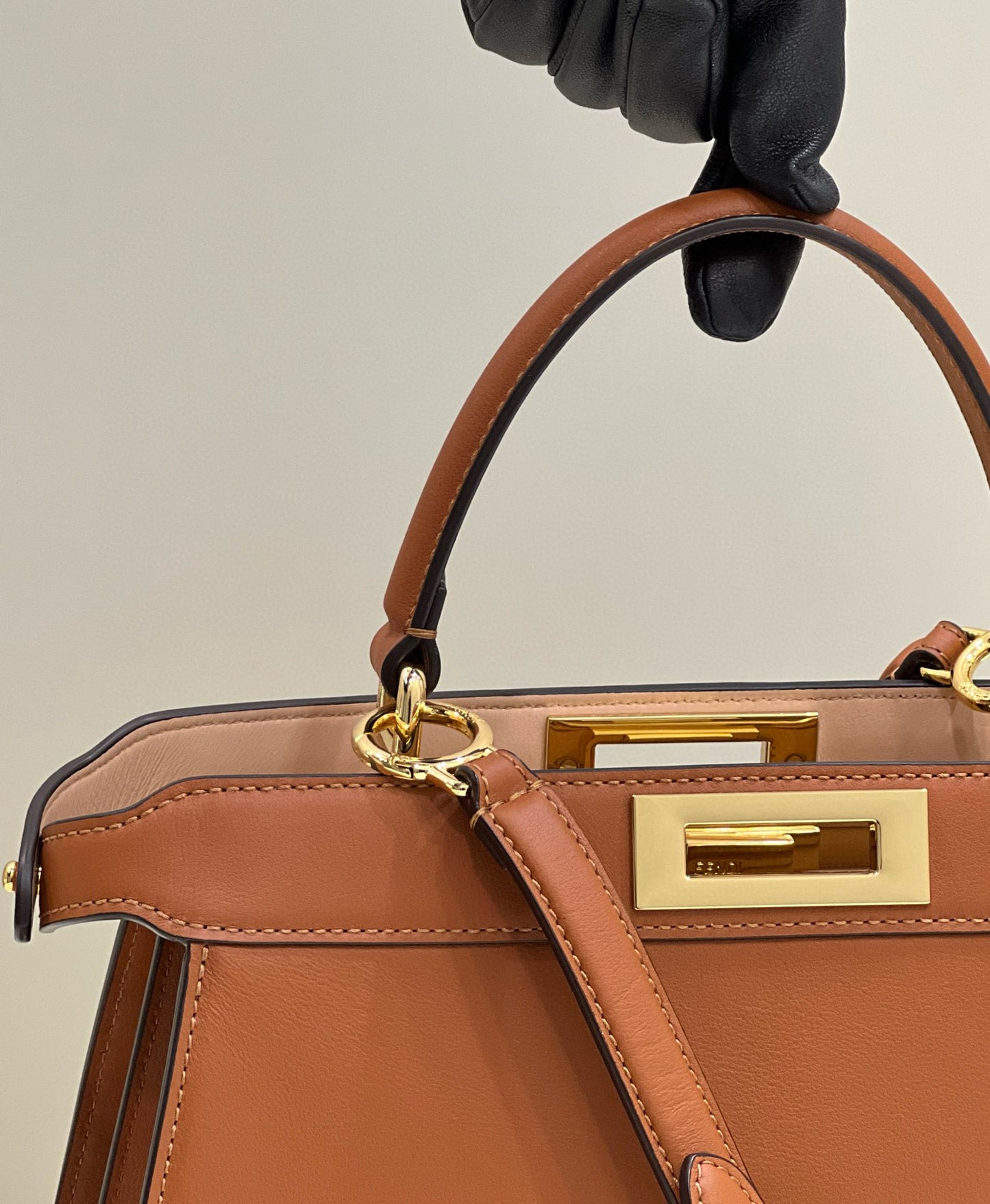 Fendi Peekaboo Bag (33x12x25 cm)