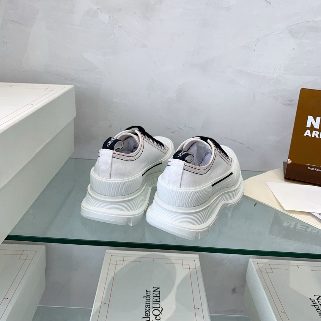 Alexander McQueen Sneakers