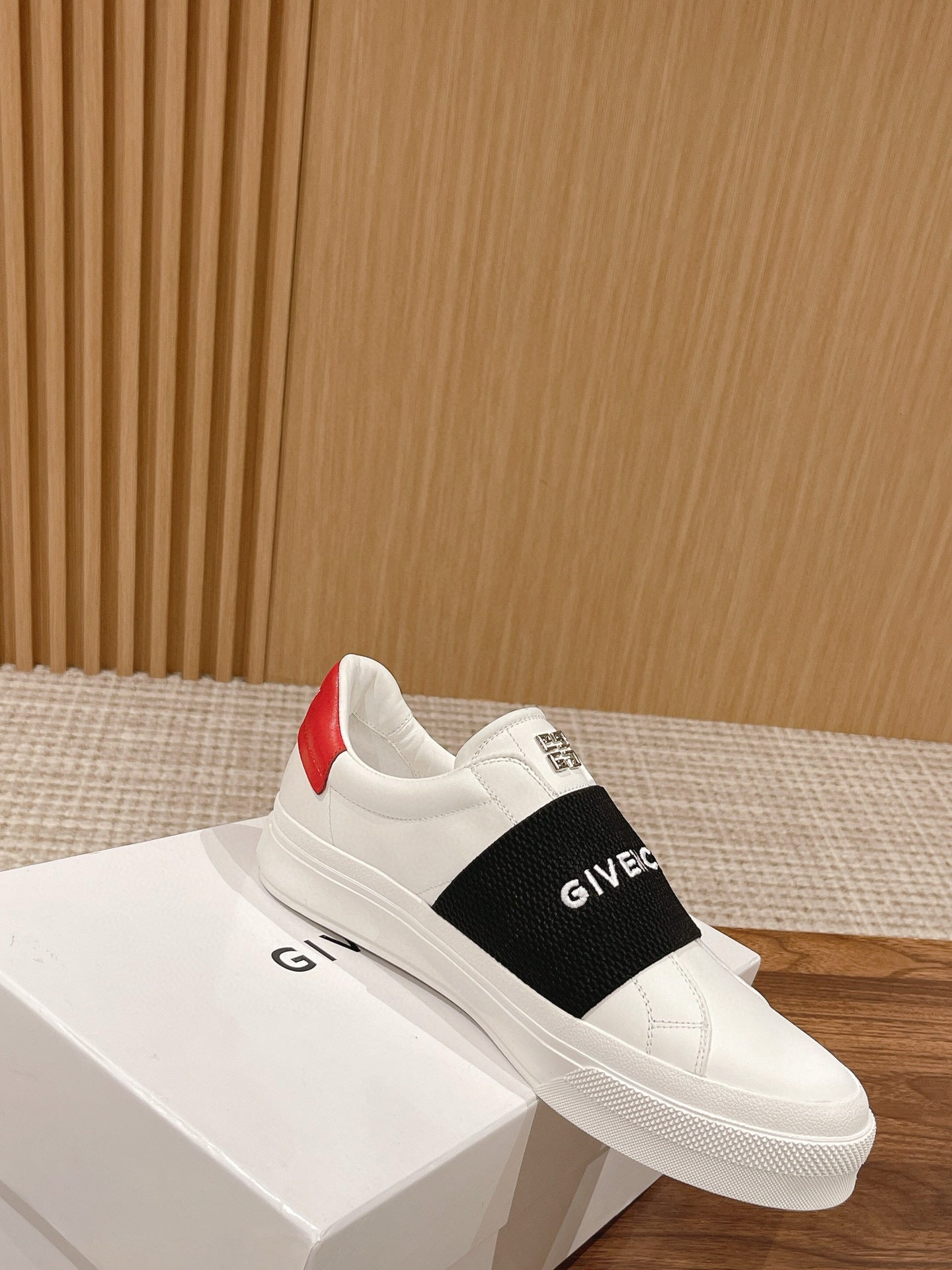Givenchy Sneakers