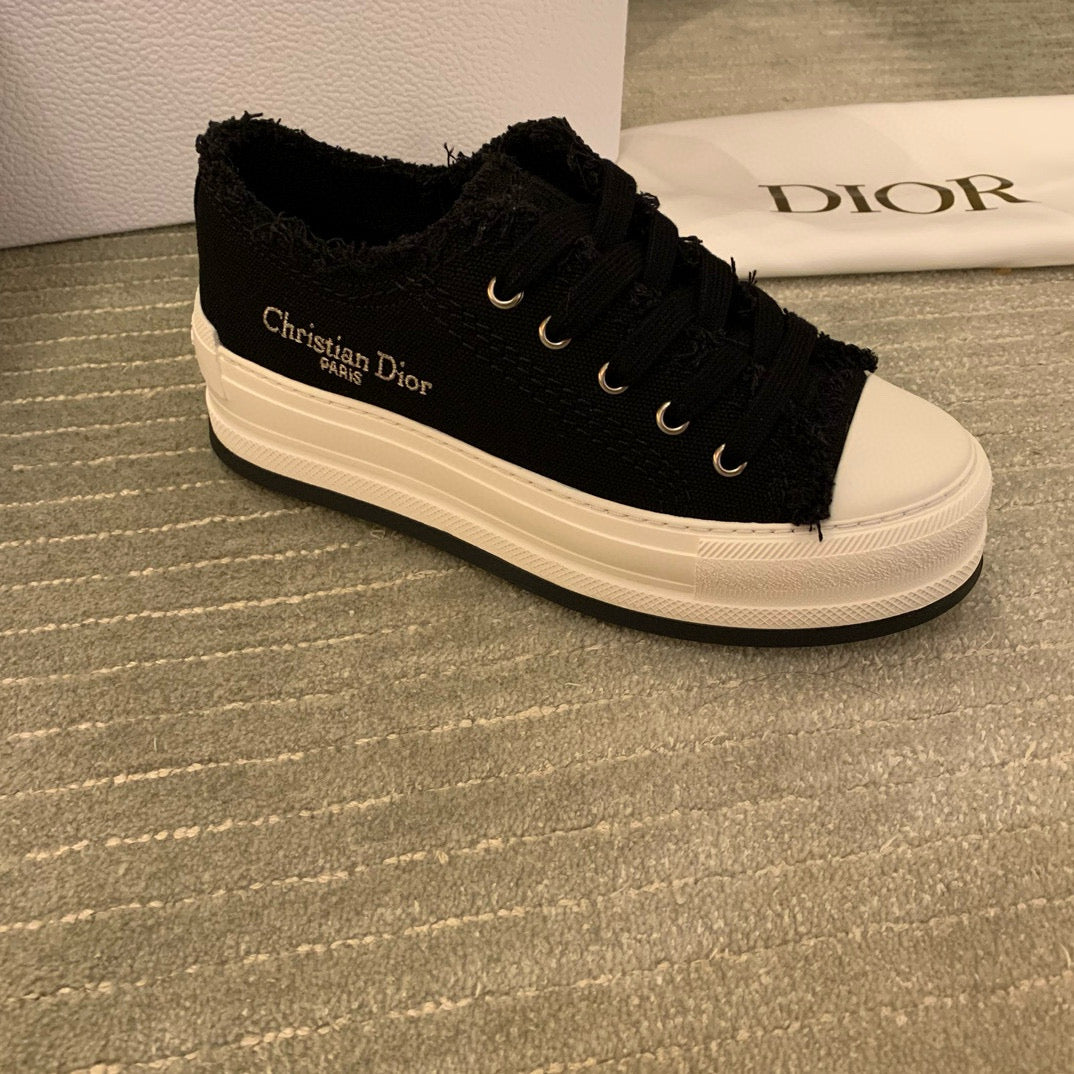 Dior Sneakers