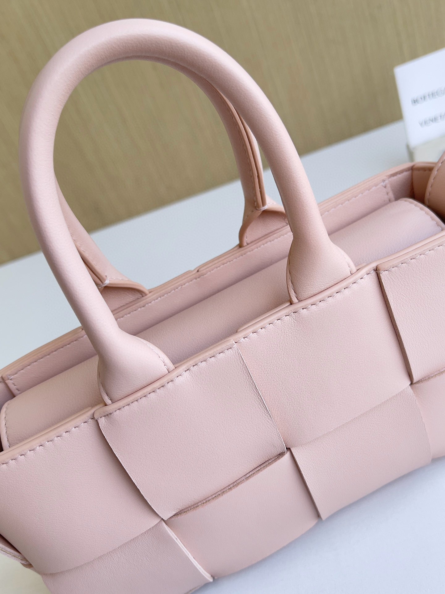 BV Arco Tote Bag