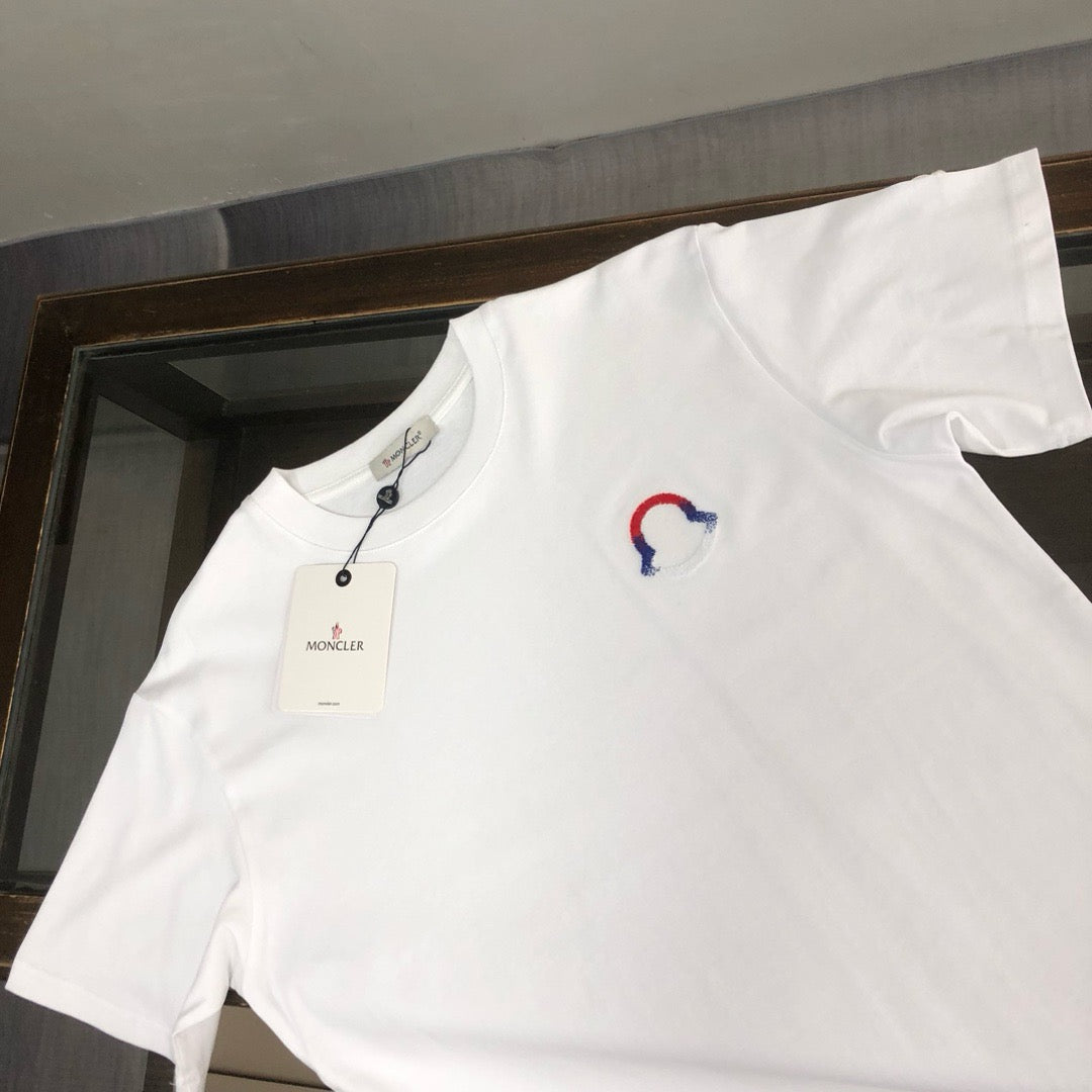 Moncler T-shirt