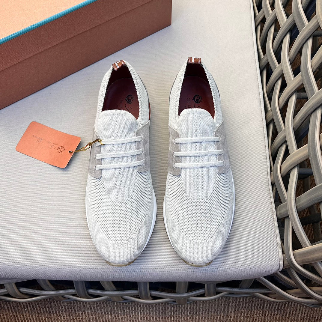 LP Sneakers