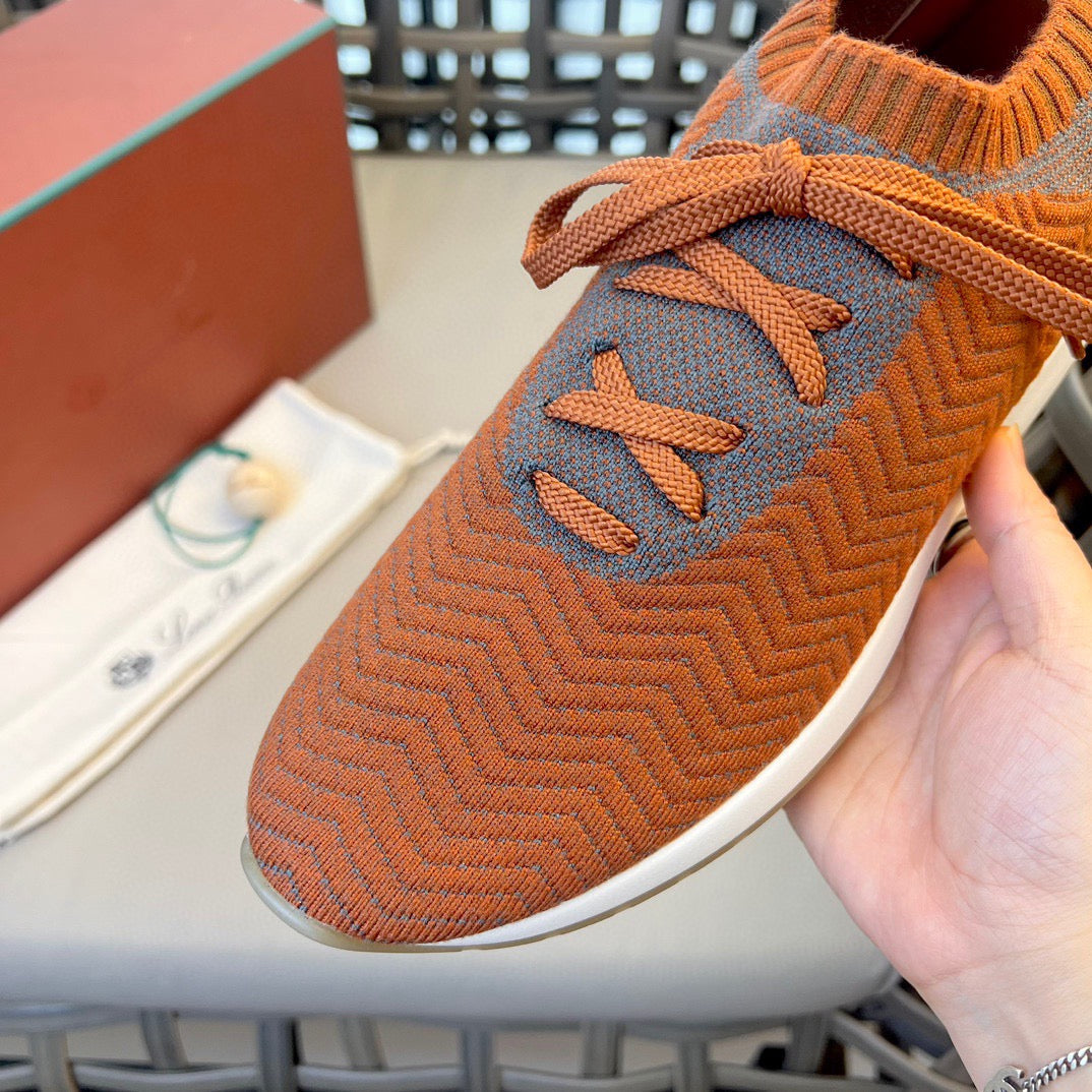 LP Sneakers
