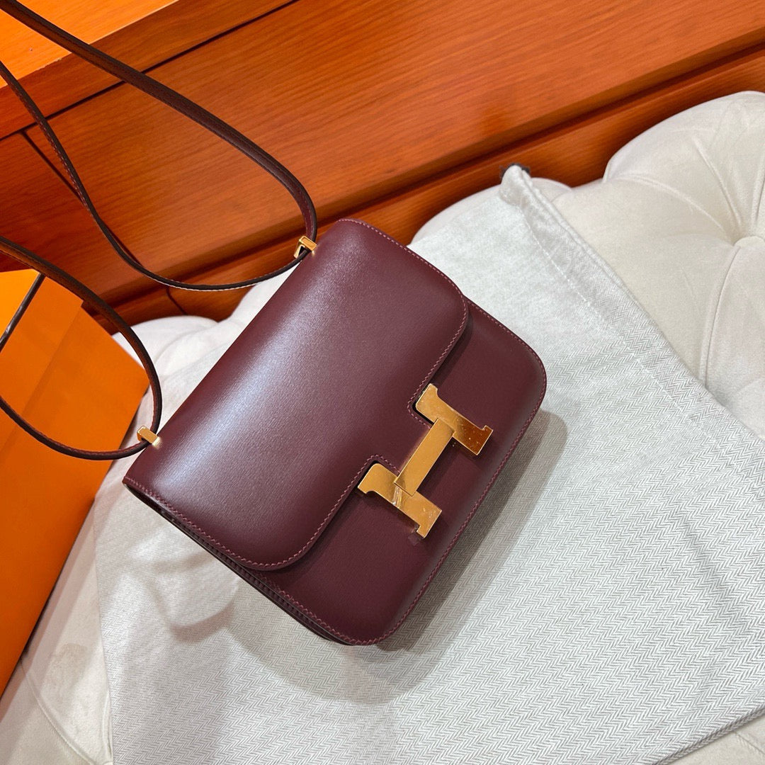 Hermes Constance 19