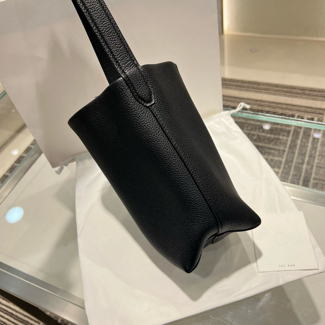 The Row Bucket Bag(24CM*22CM*11CM)
