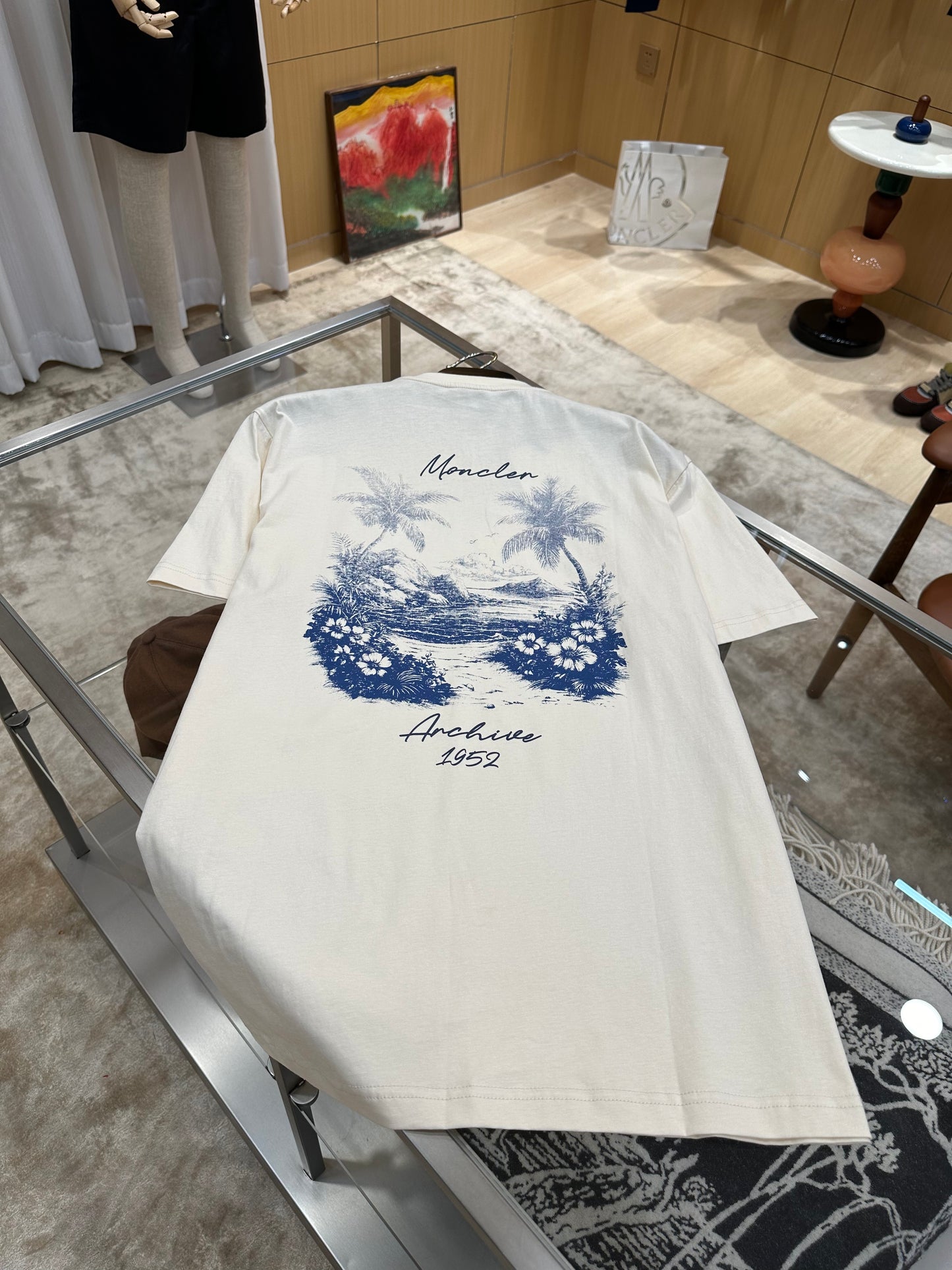Moncler T-shirt