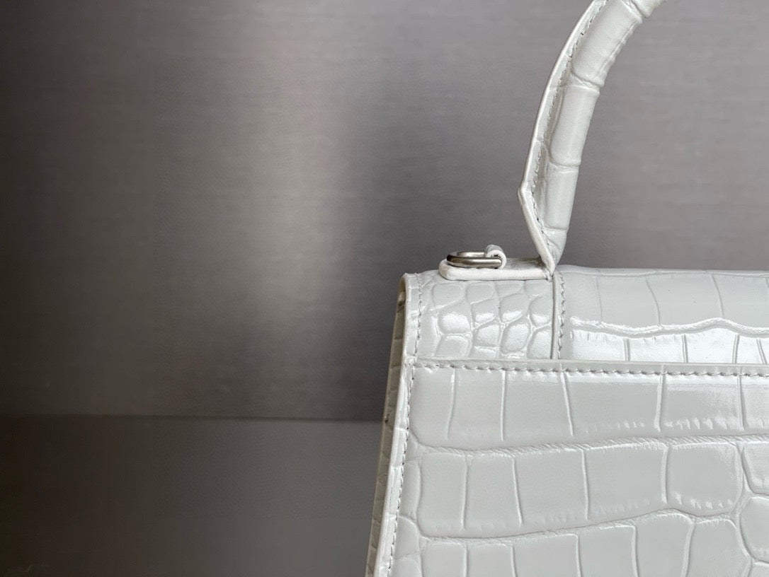 BLCG Hourglass Crocodile Top-handle Handbag
(19x8x21cm)