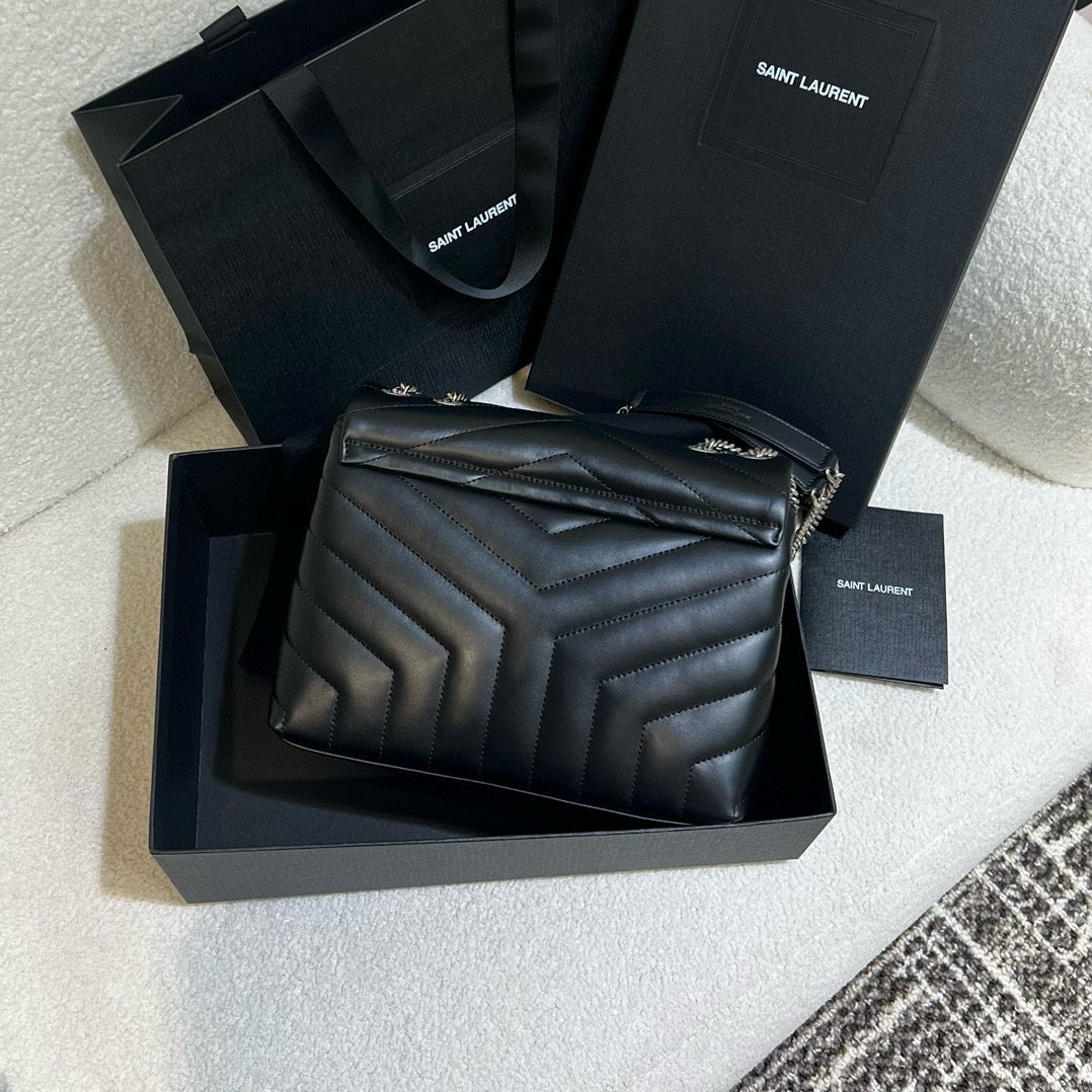 YSL Loulou Shoulder Bag 20x14x7.5