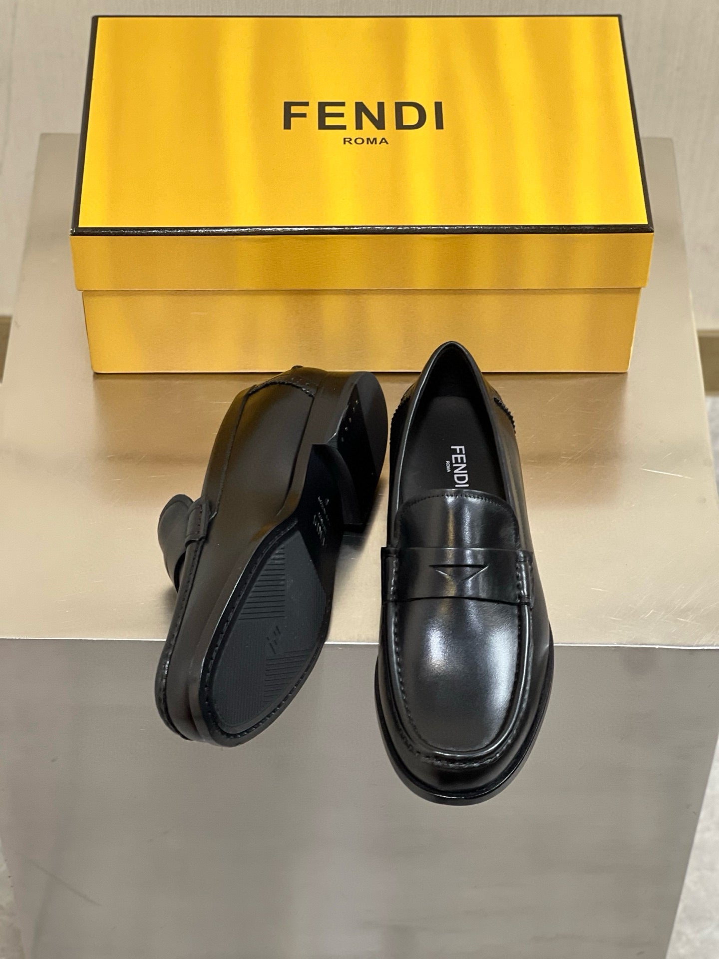 Fendi Loafer
