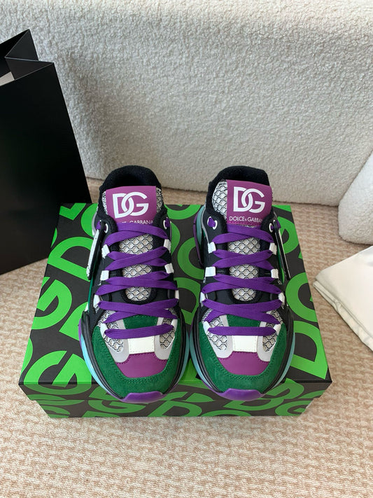 DG Sneakers