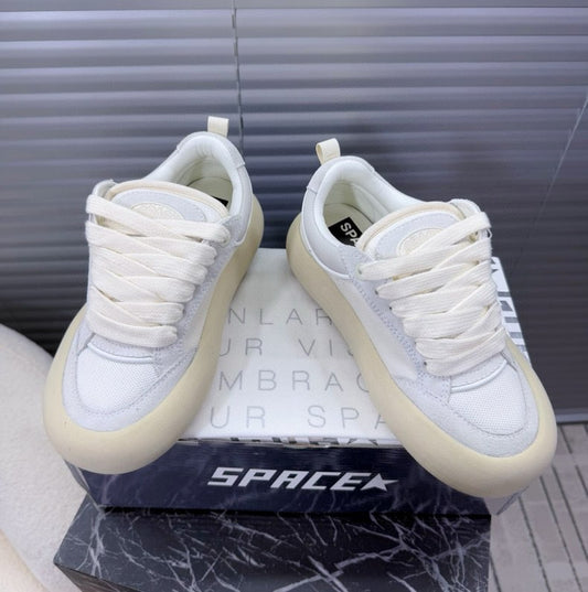 Golden Goose Sneaker