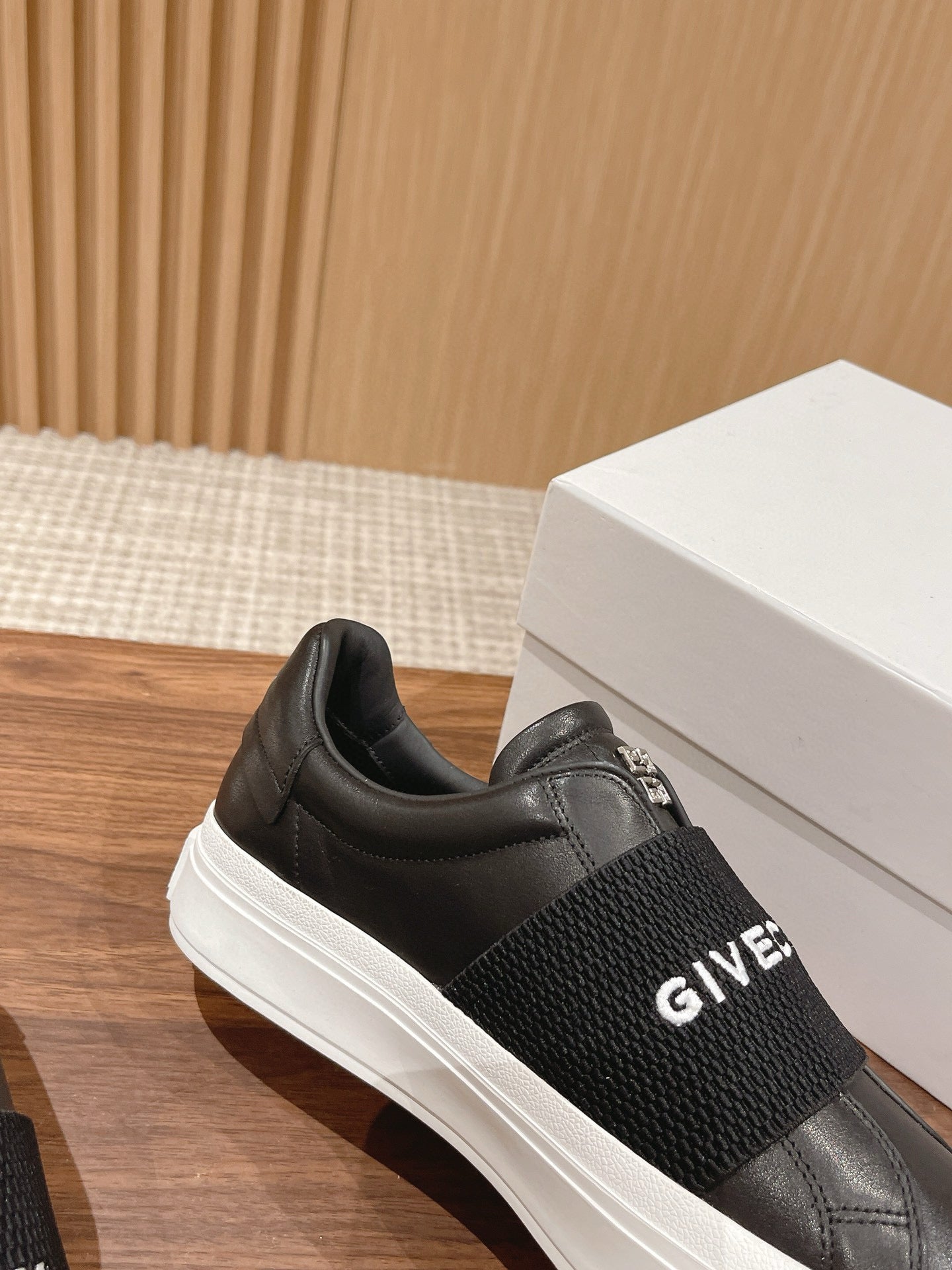 Givenchy Sneakers