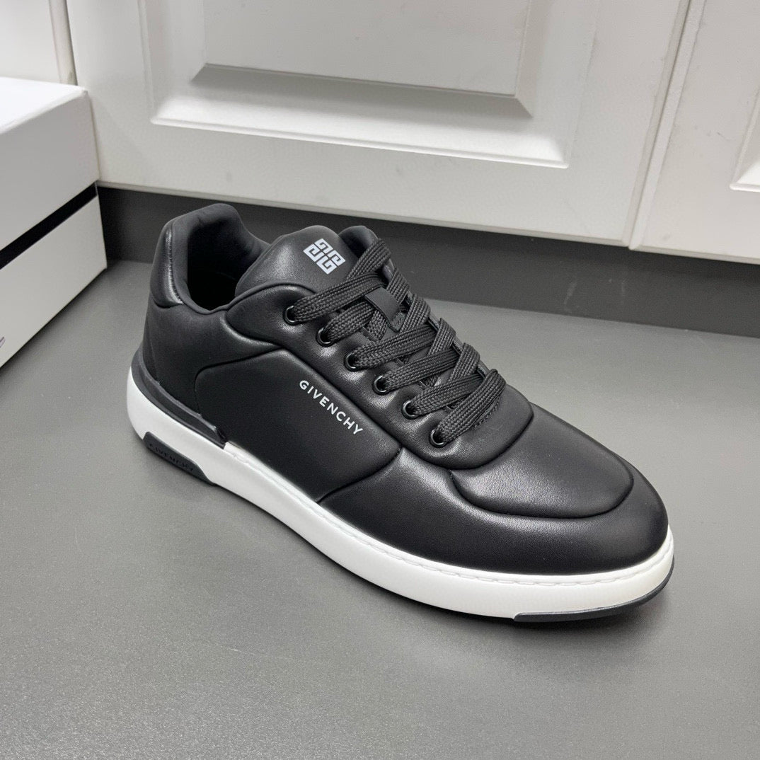 Givenchy Sneakers