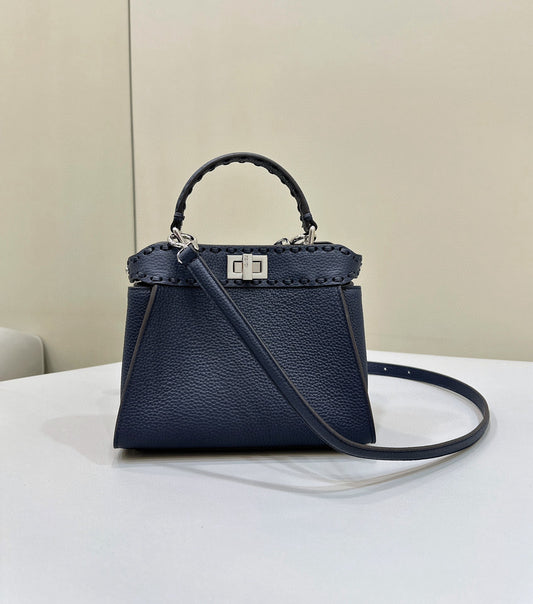 Fendi Peekaboo Bag (23.5x12x20 cm)