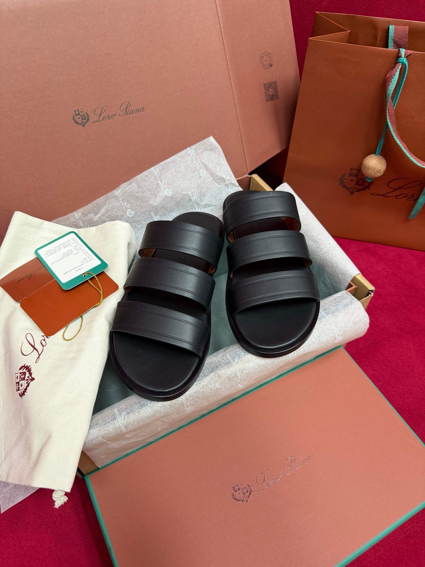LP Sandal