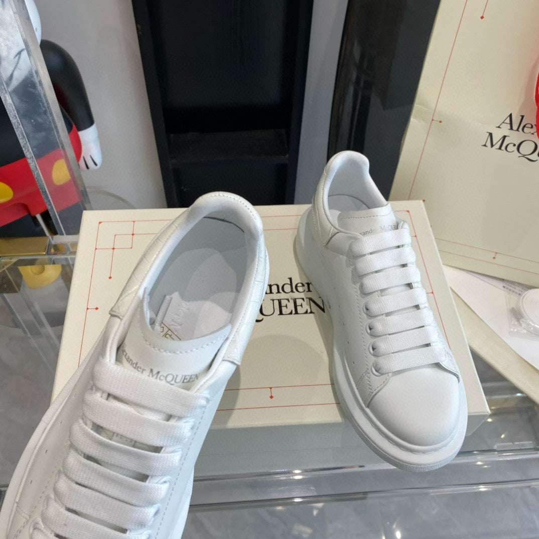Alexander McQueen Sneakers