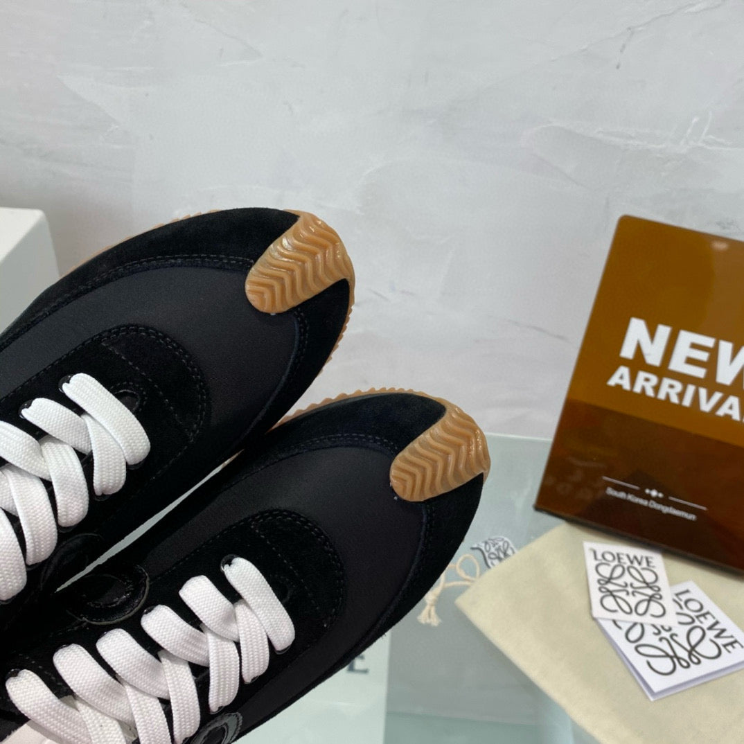 Loewe Sneakers