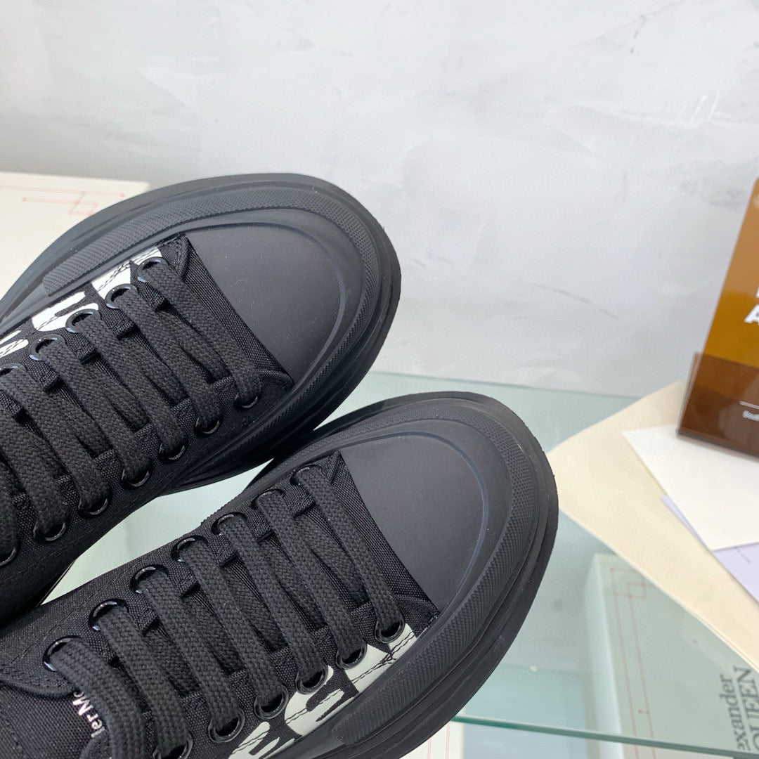 Alexander McQueen Sneakers