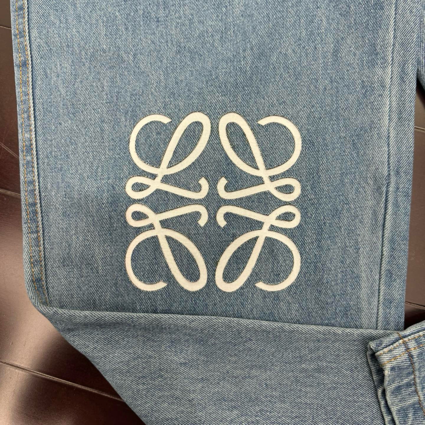 Loewe Jean
