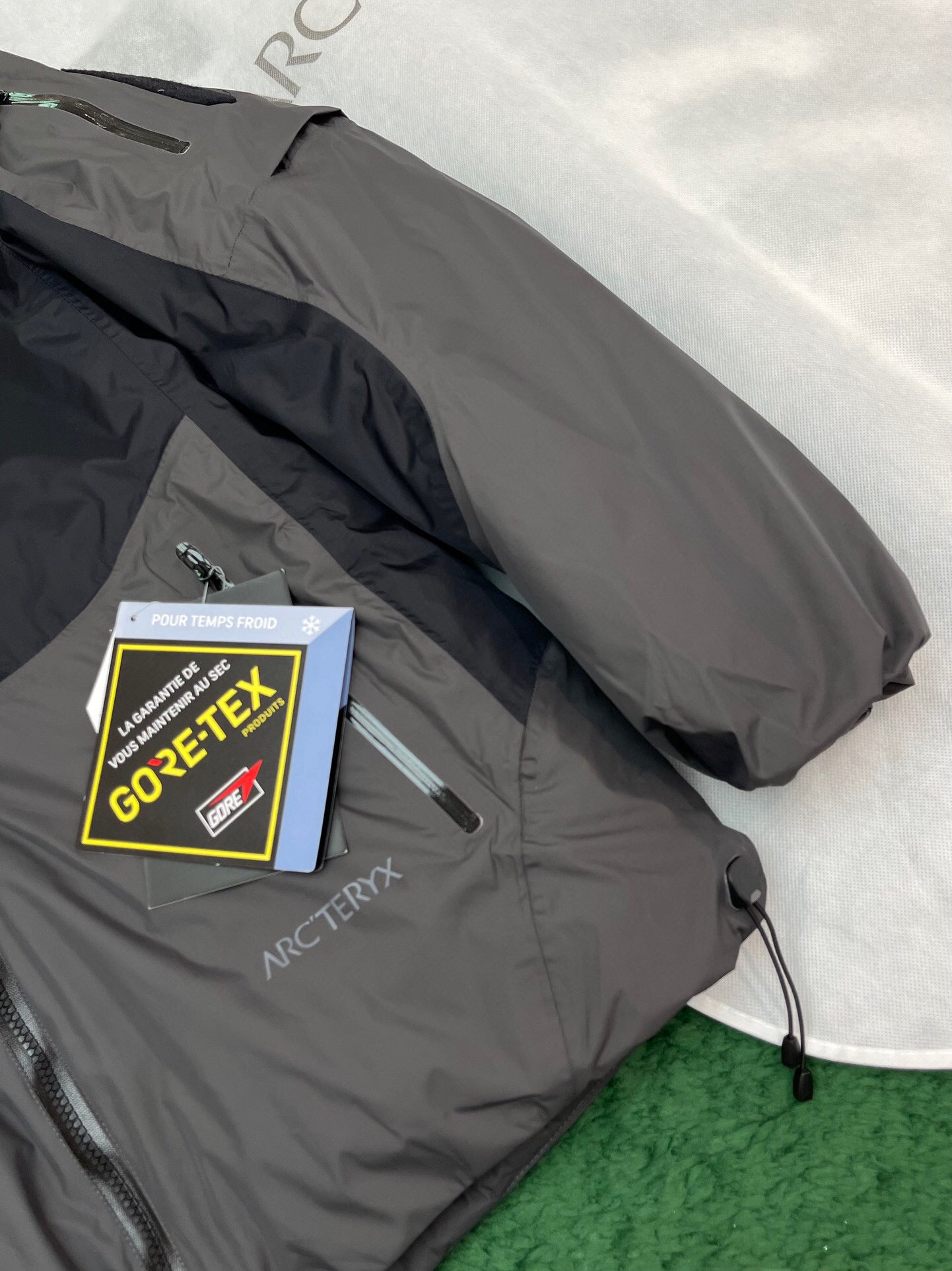 Arctery Jacket