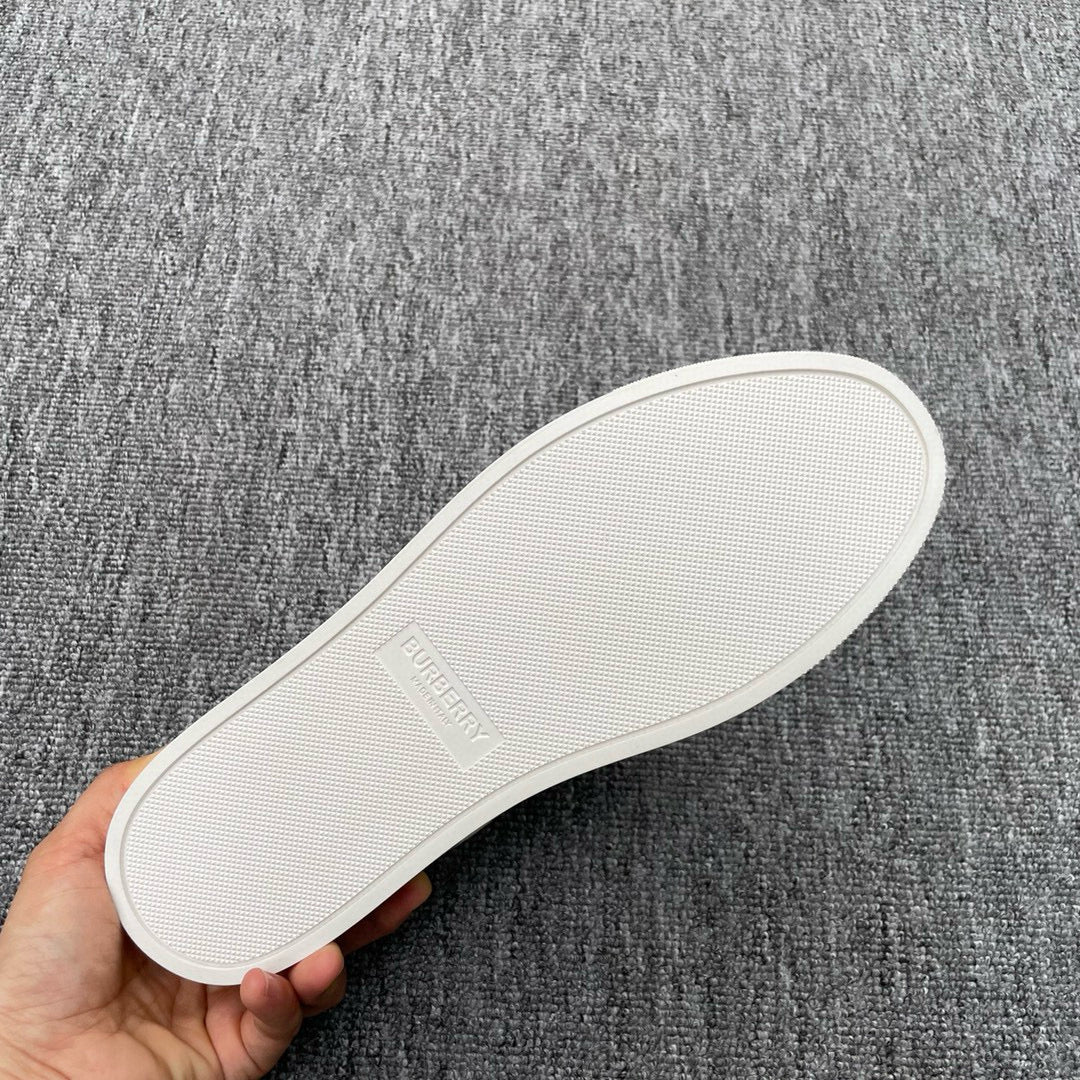 Burberry Sneakers