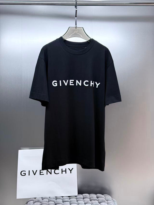 Givenchy T-Shirt