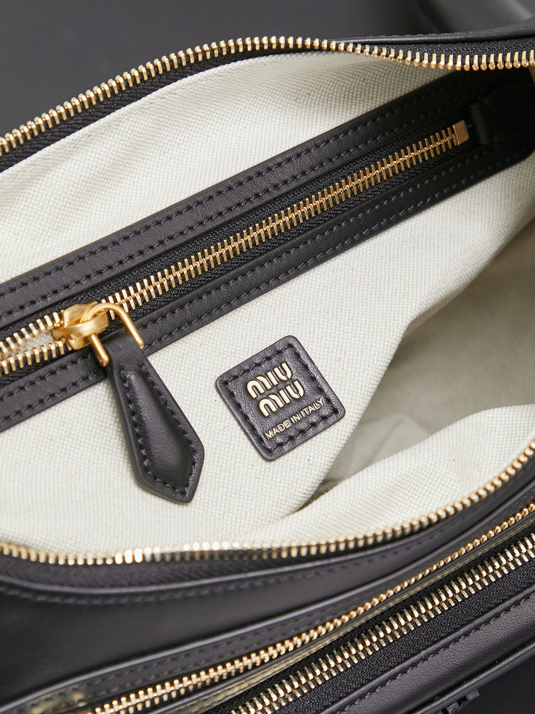 Miu Miu Handbag 38x14x20cm