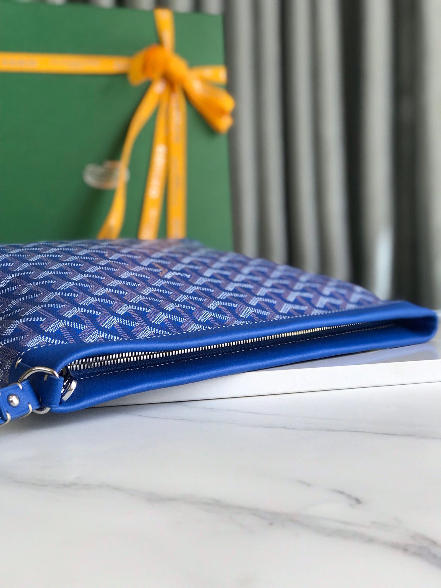 Goyard Conti