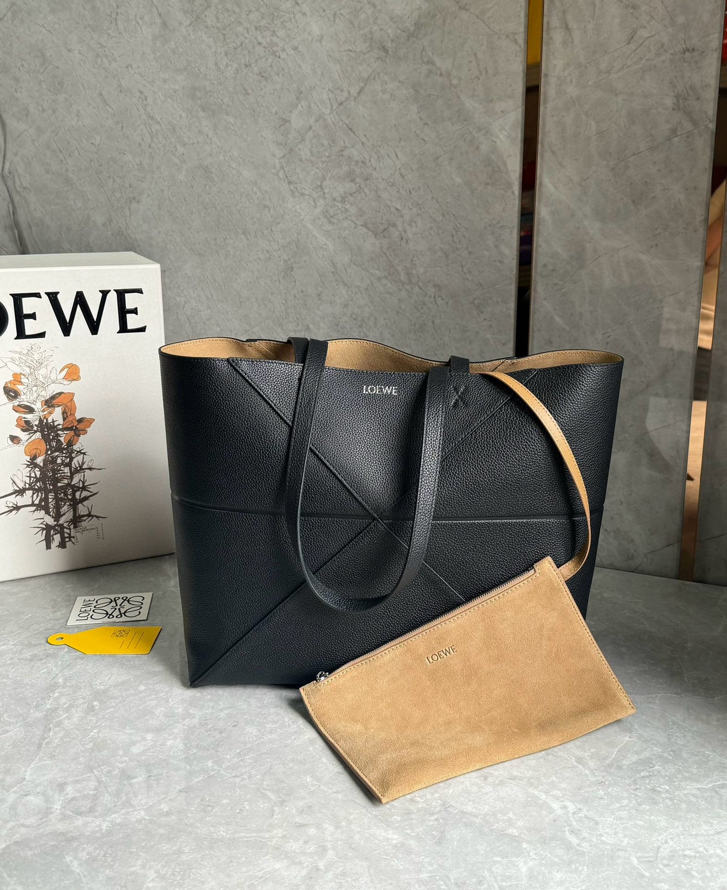Loewe Puzzle Fold Tote Bag(31.5x12.5x29cm)