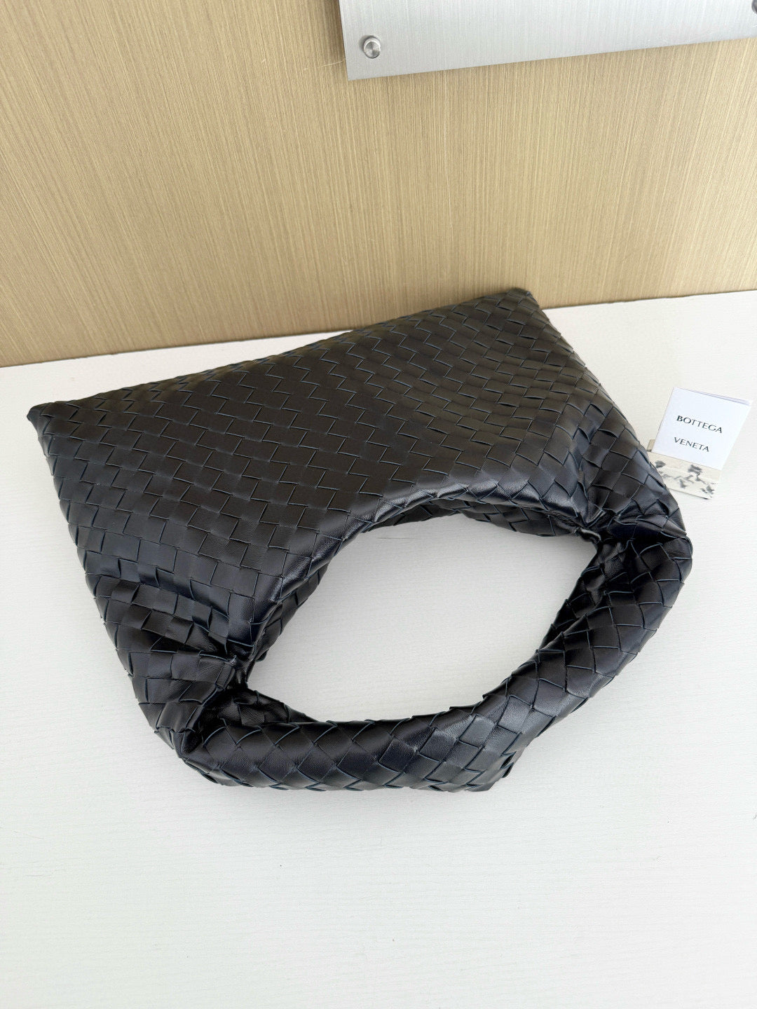 Bottega Veneta Hop Bag