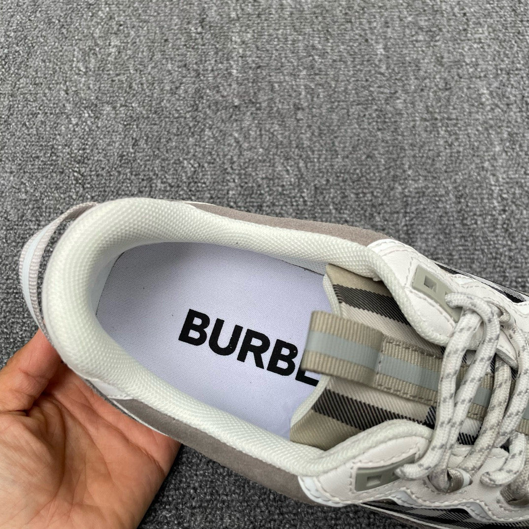 Burberry Sneakers
