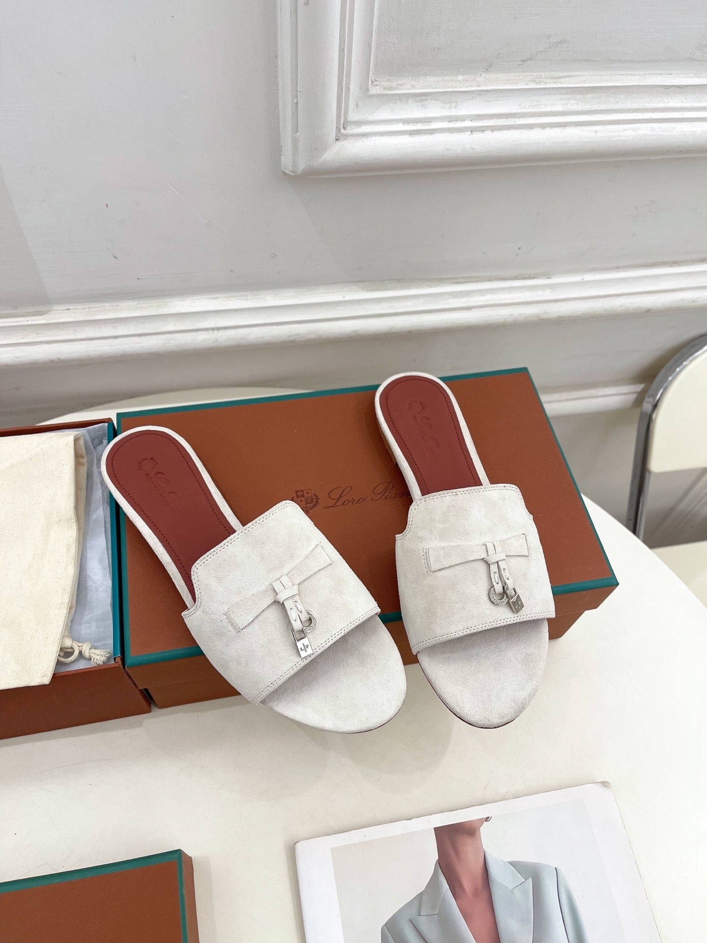 LP Sandals
