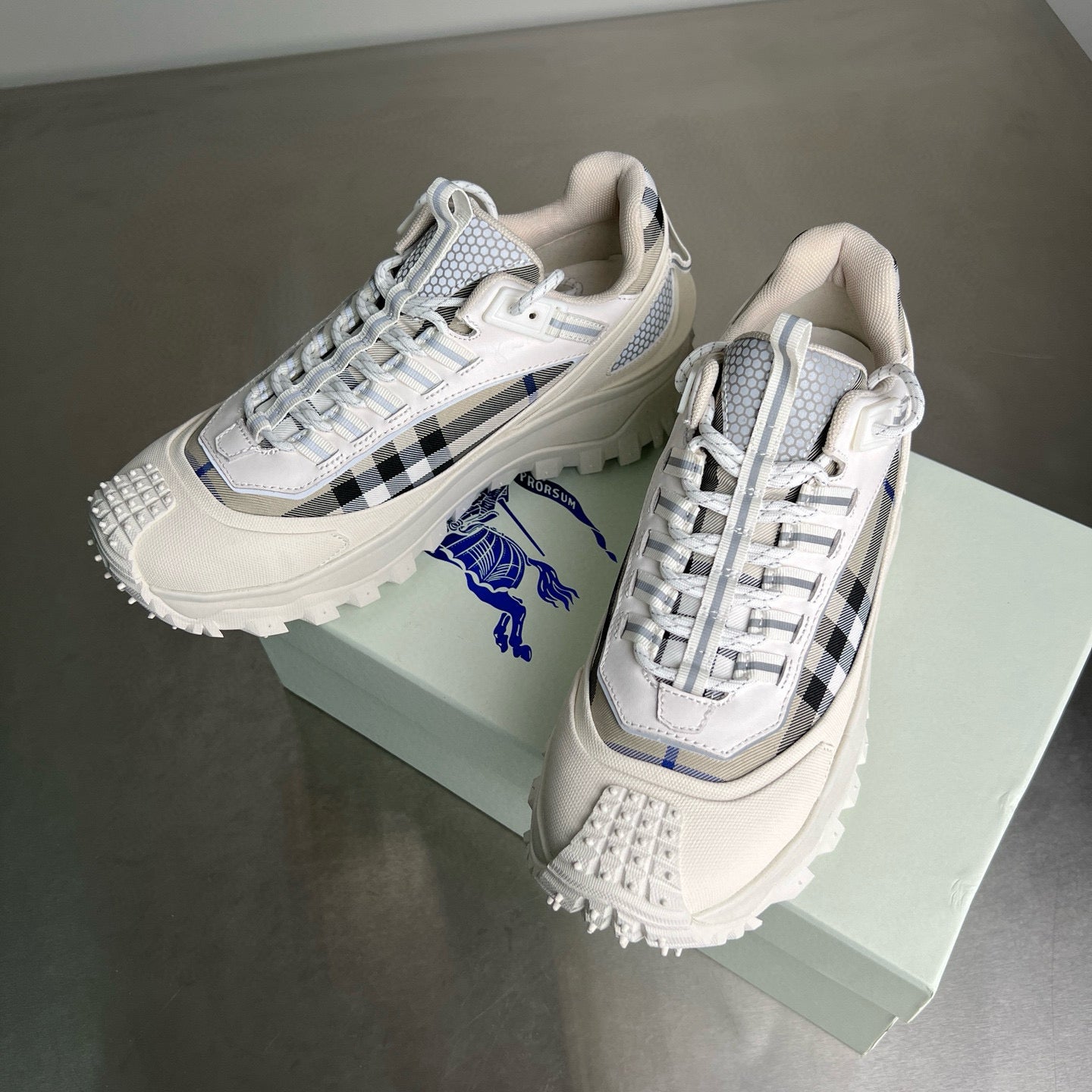 Burberry Sneakers
