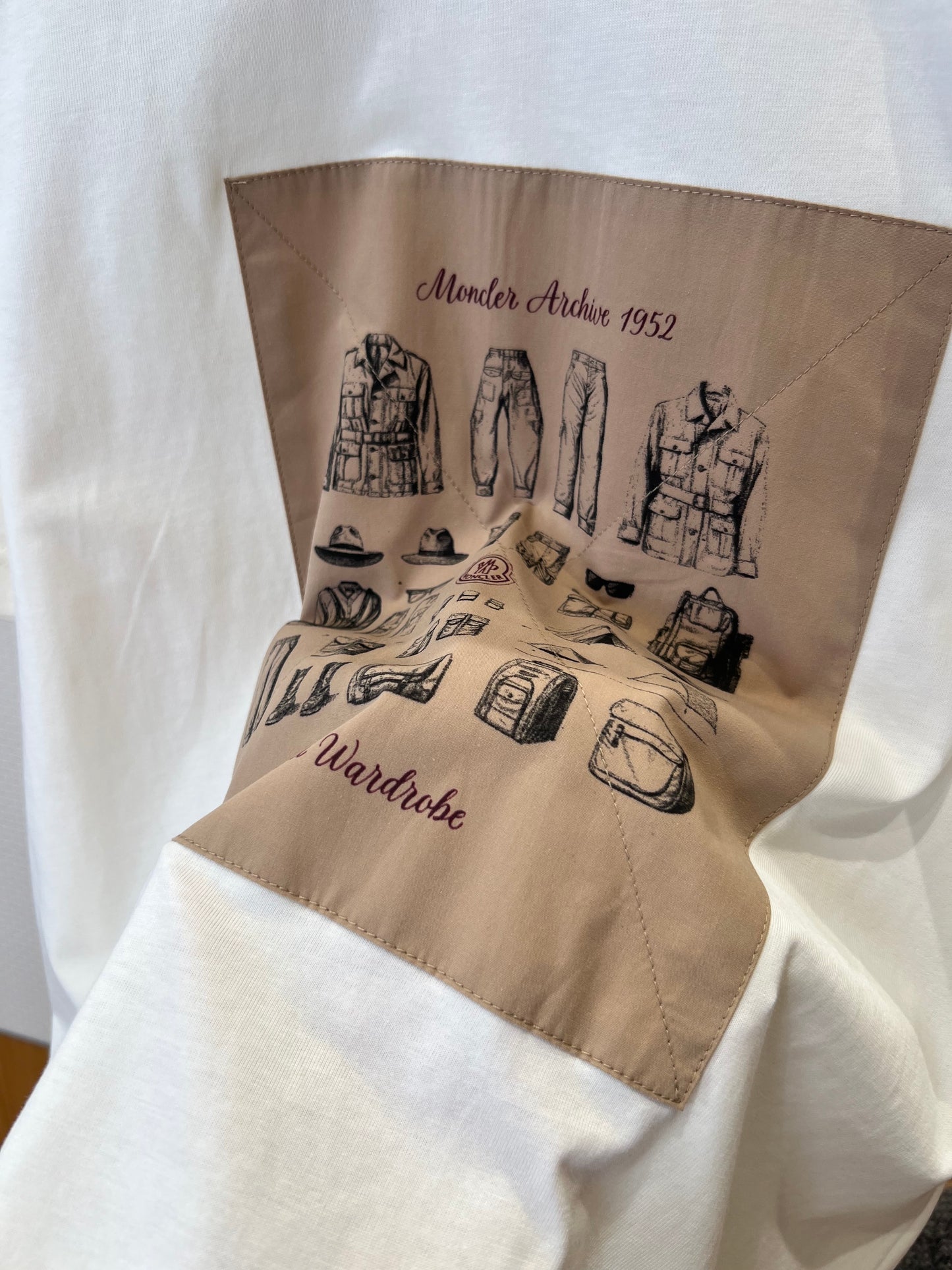 Moncler T-shirt