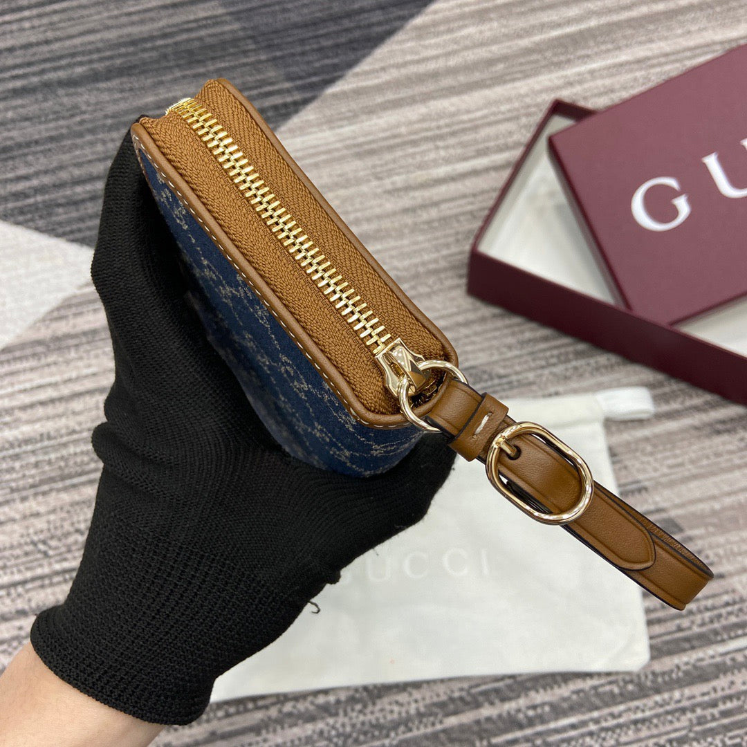 Gucci Long Zipped Wallet