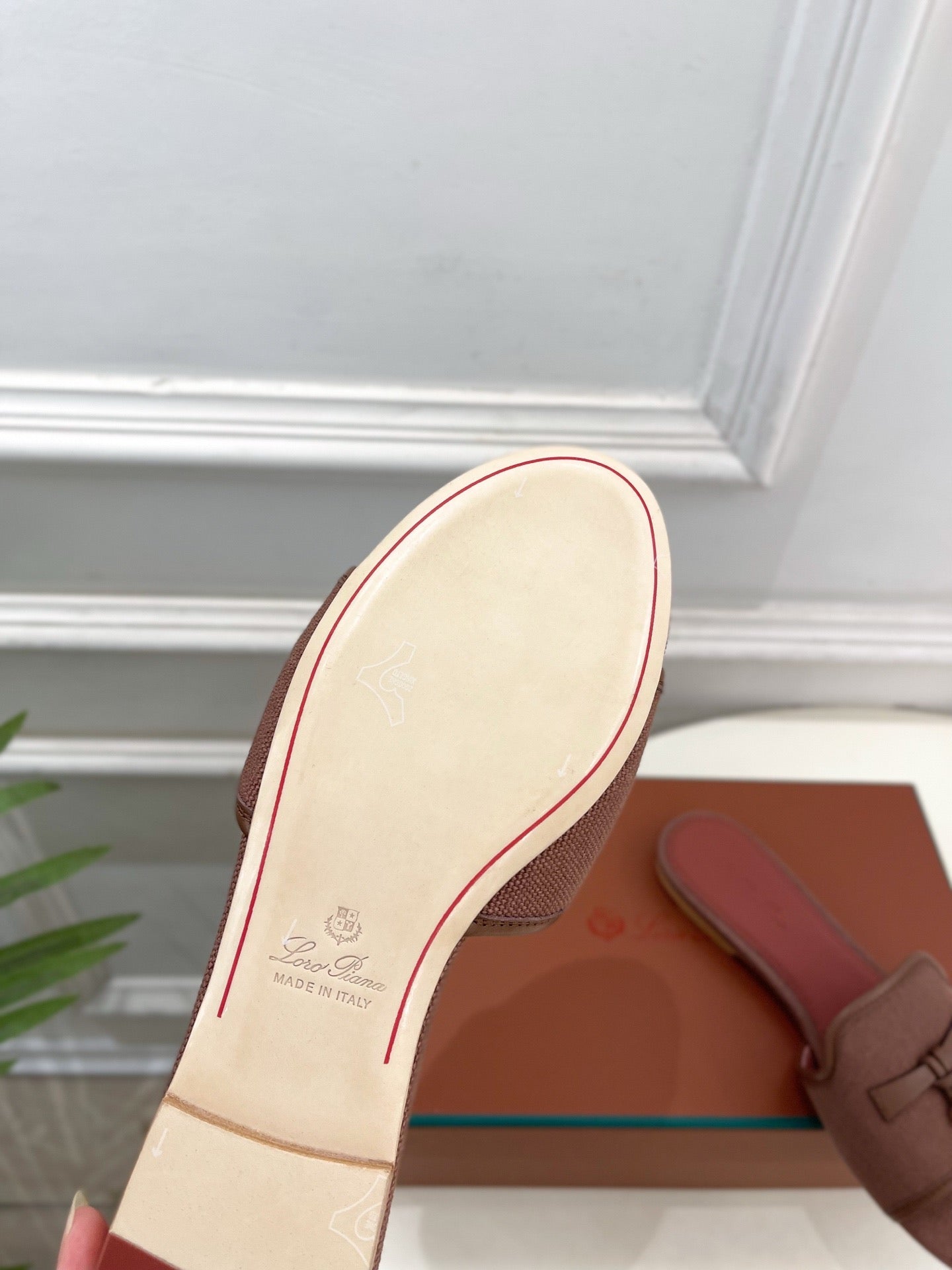 LP Sandals