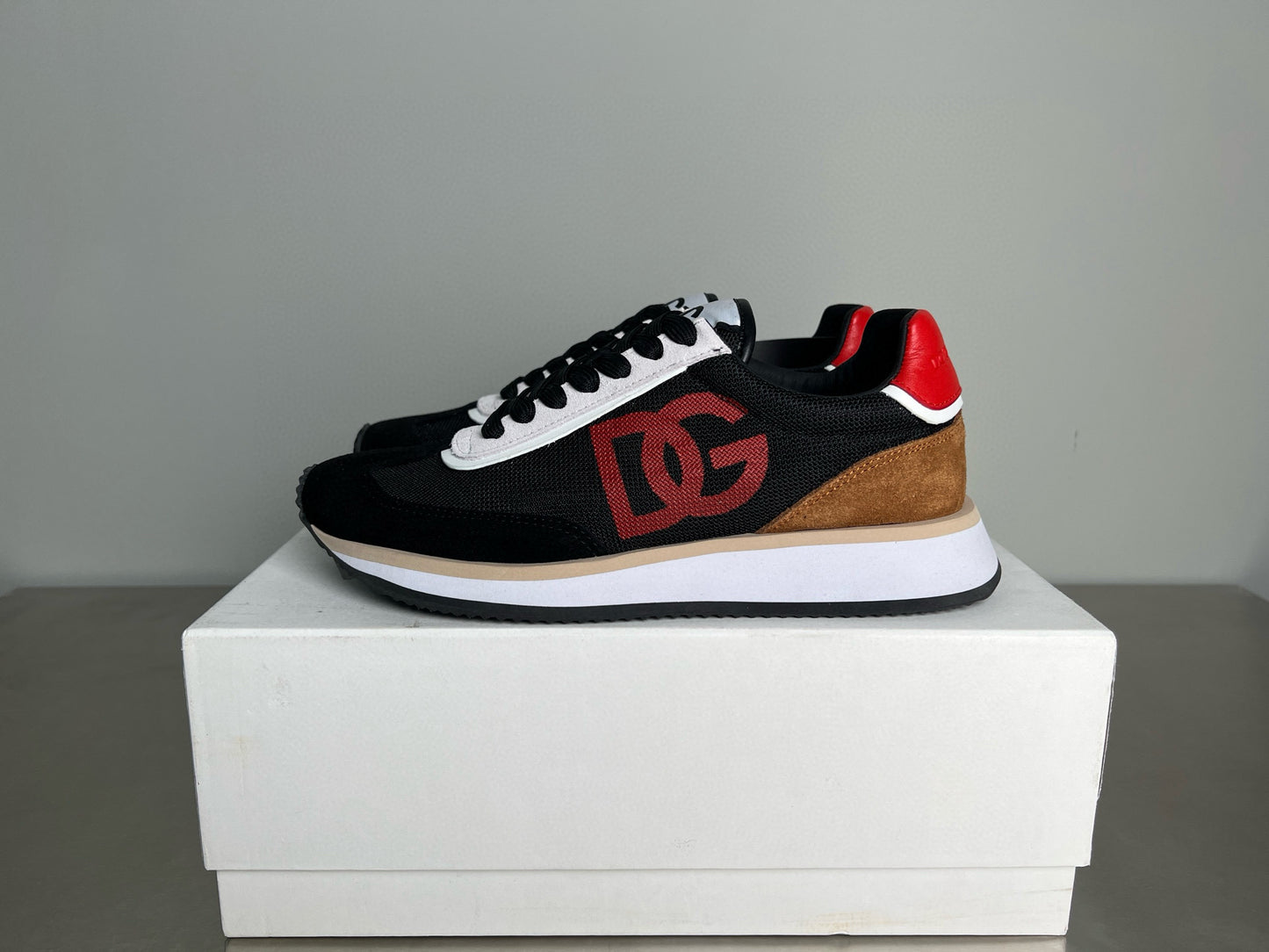 DG Sneakers