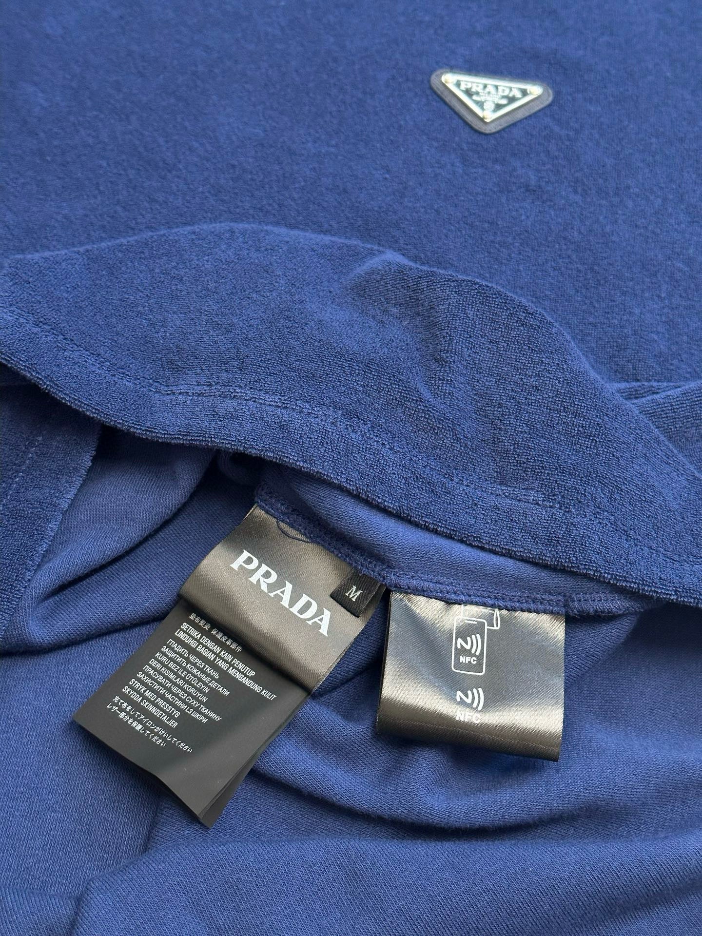 Prada T-Shirt
