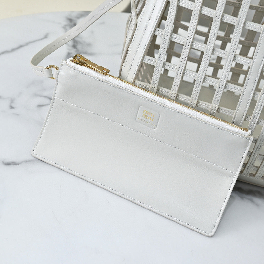 Miu Miu basket Bag