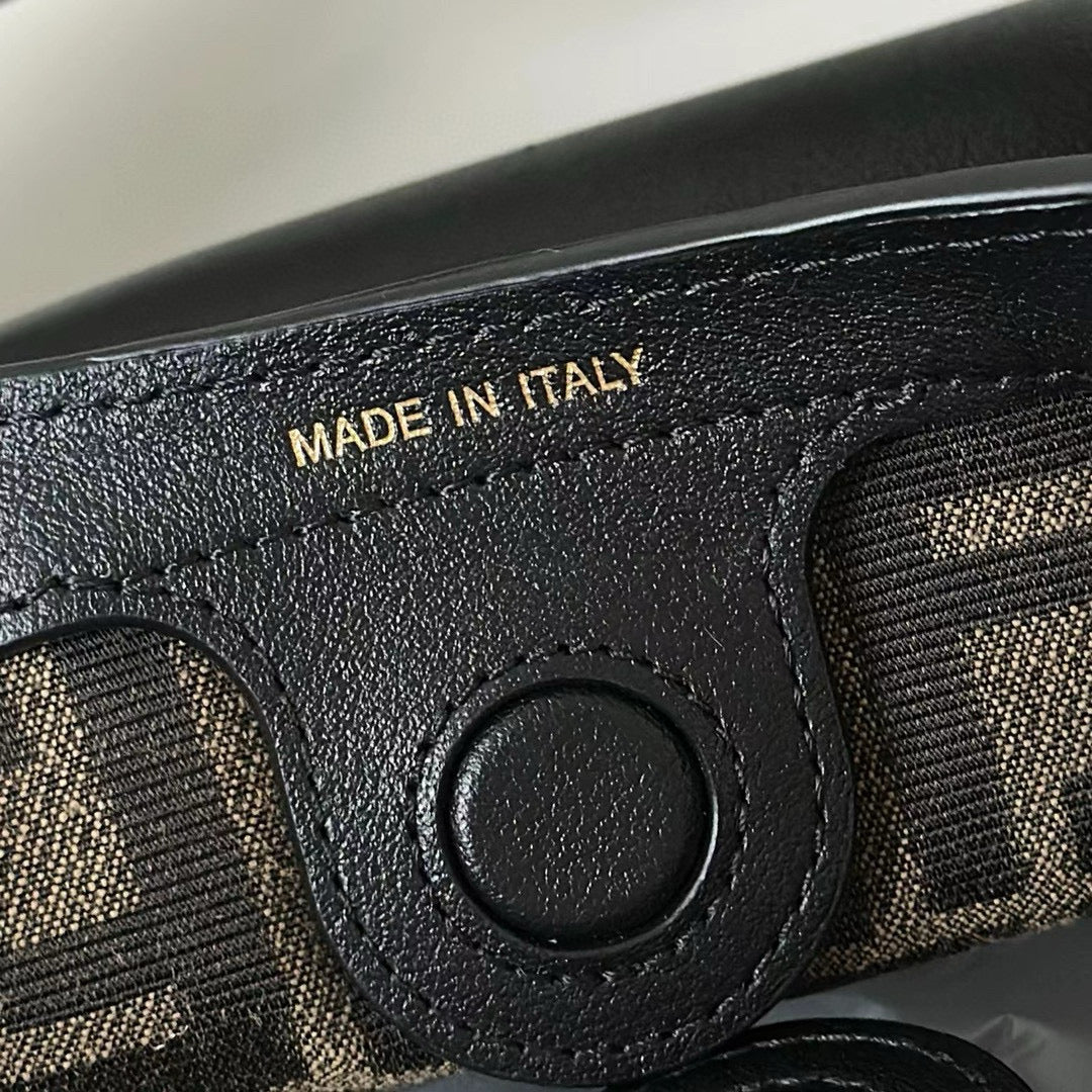 Fendi Spy Small