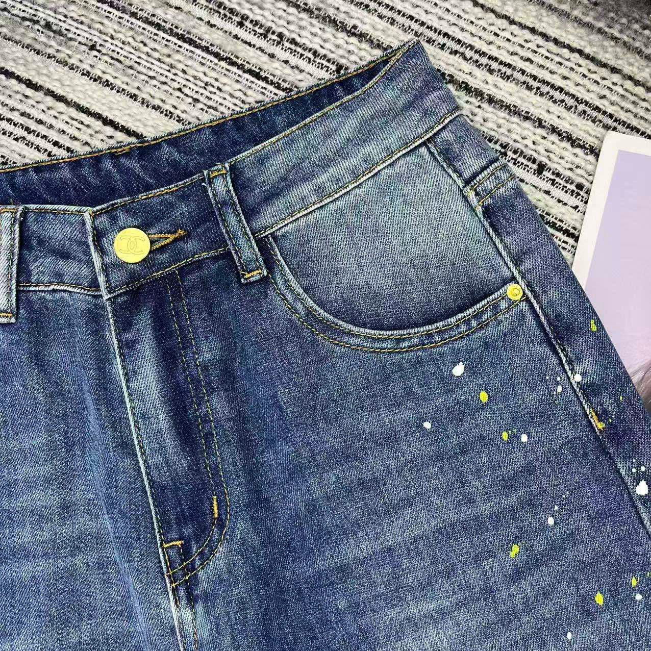 Chanel Jeans