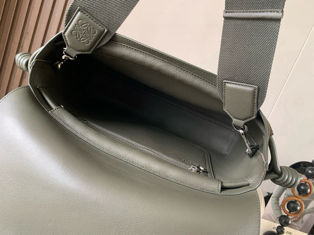 Loewe Messenger Bag