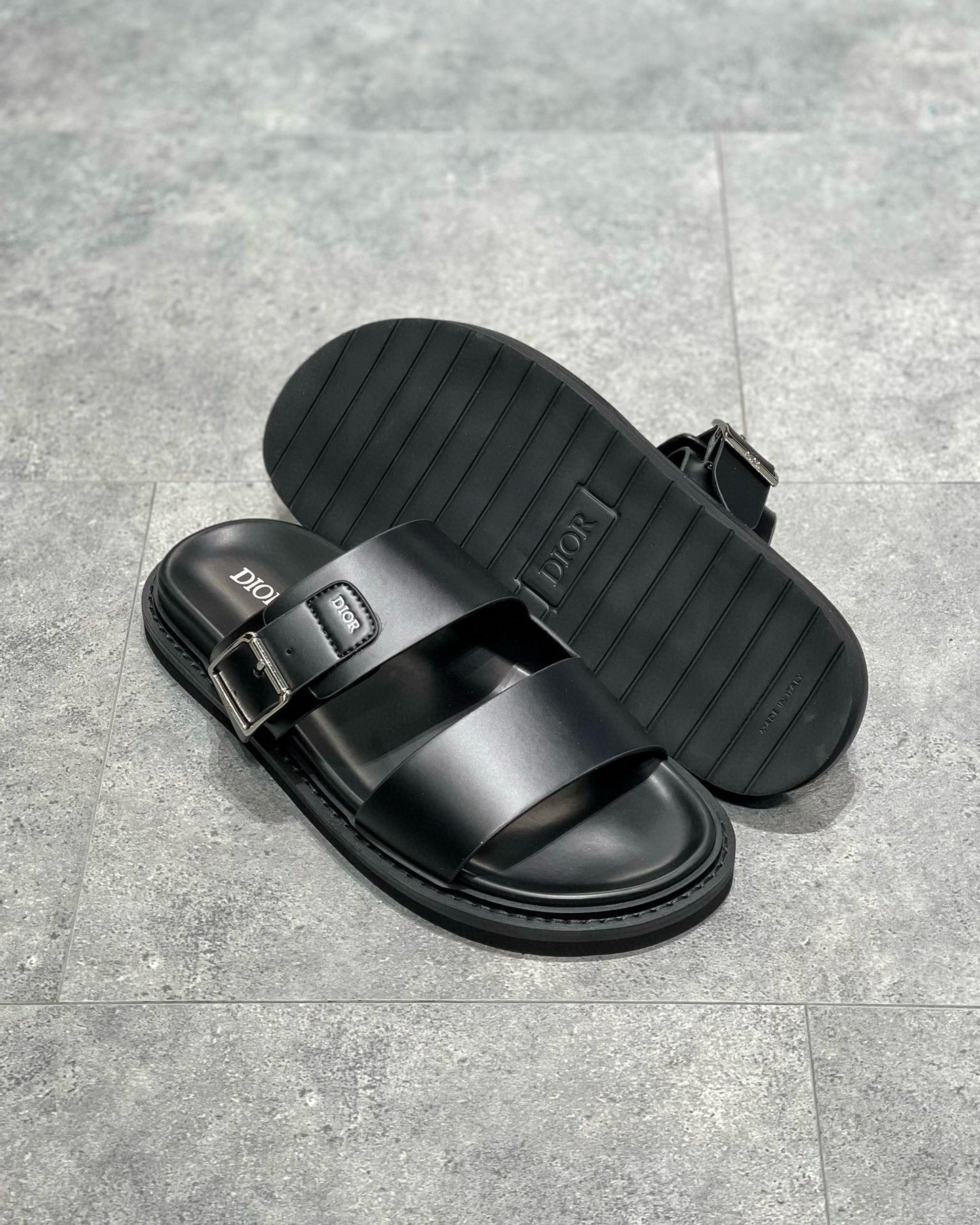 CD SANDALS