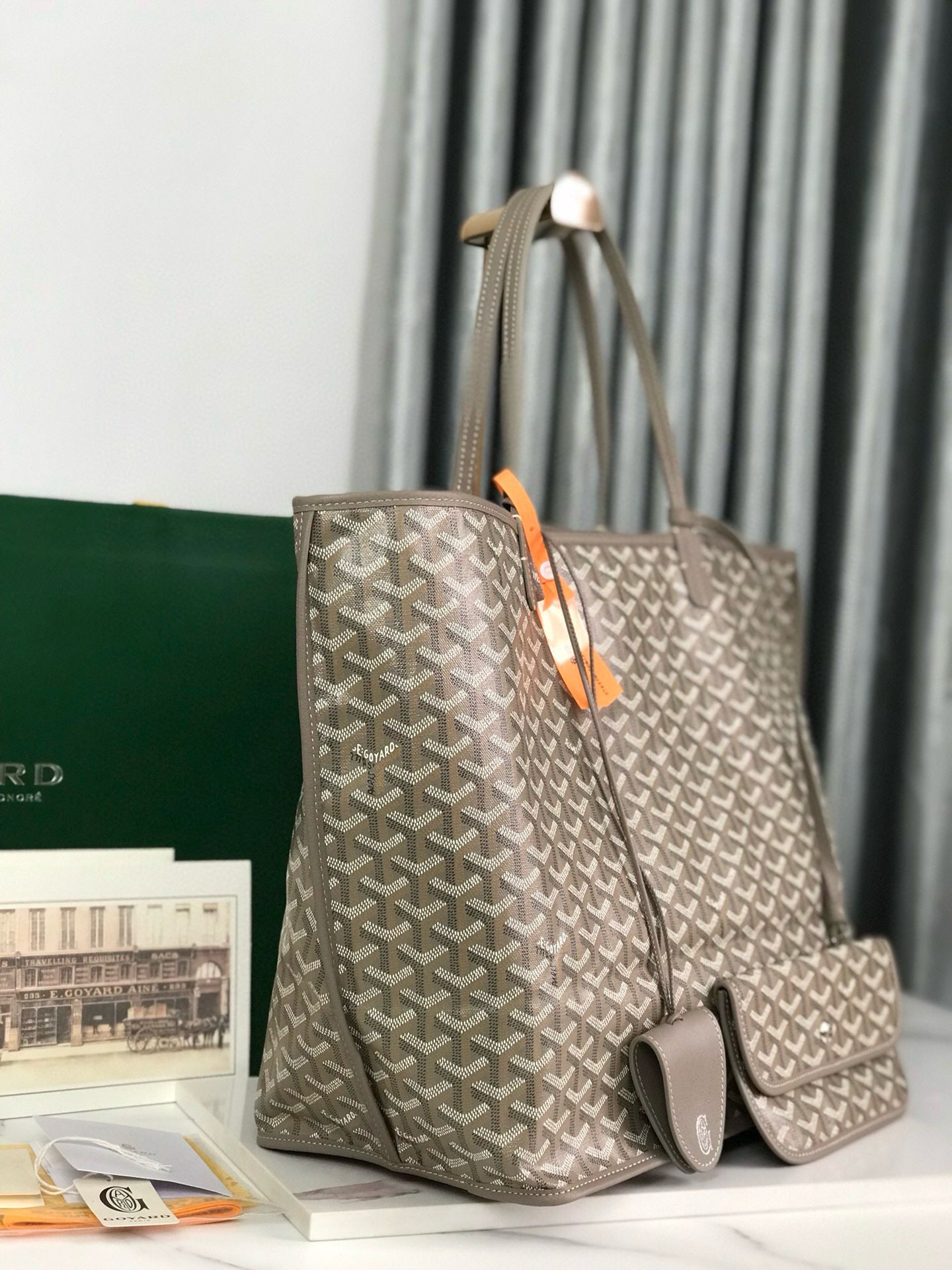 GOYARD REVERSIBLE ANJOU 39*32*19