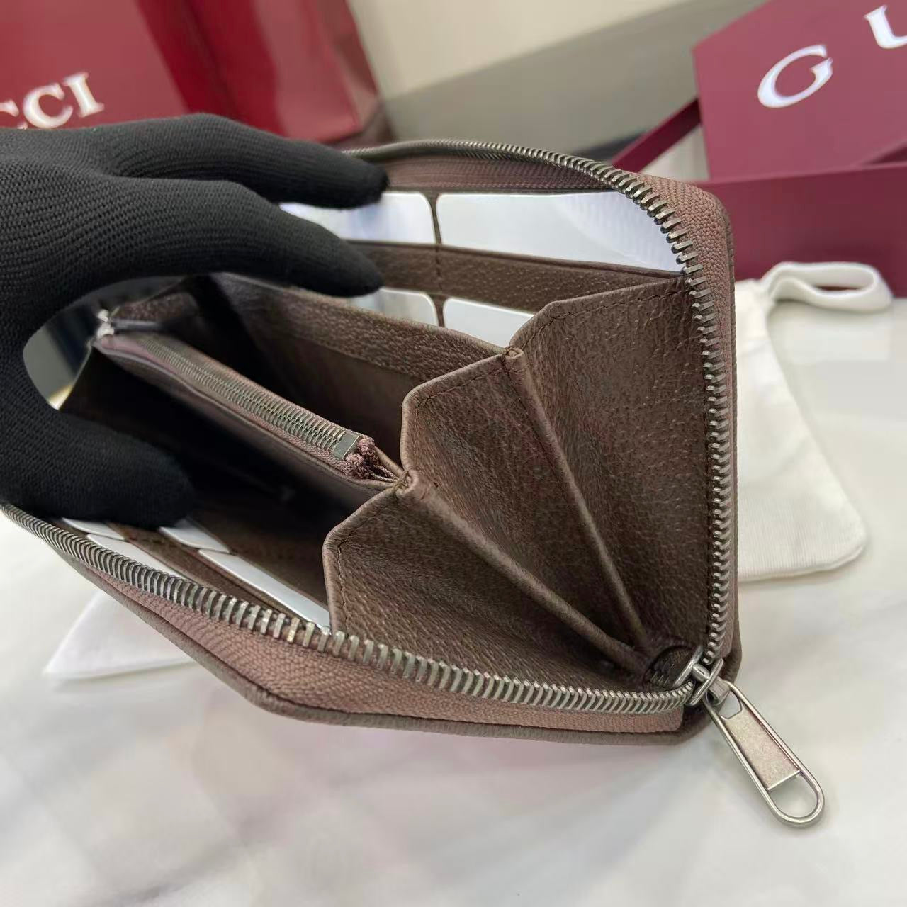 Gucci Long Zipped Wallet